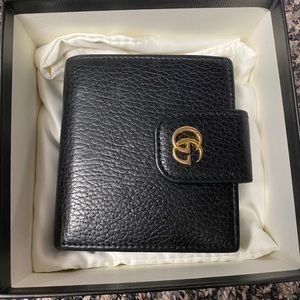 GUCCI WALLET BRAND NEW